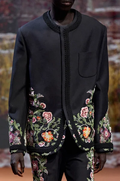 Look 194